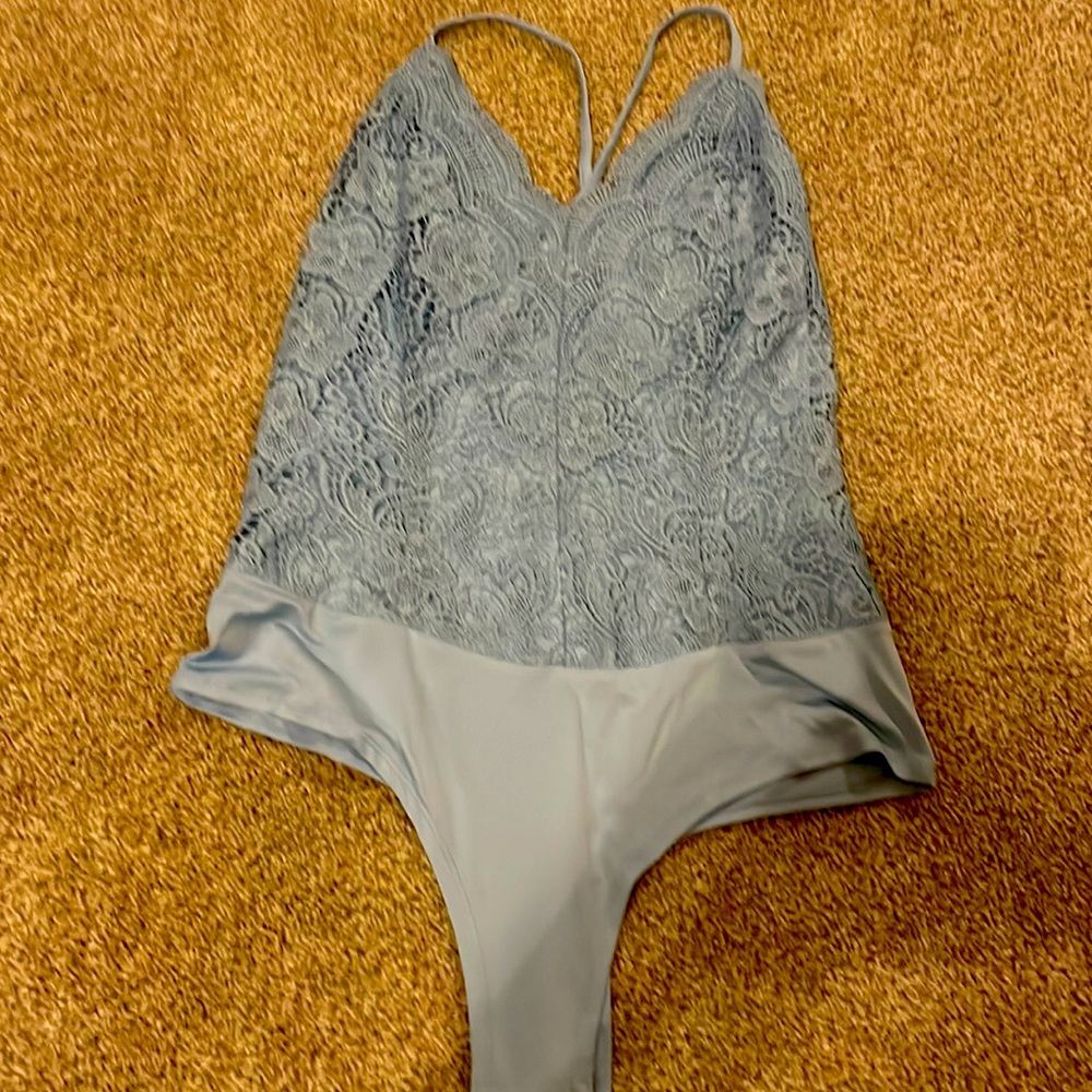 Lace body suit
